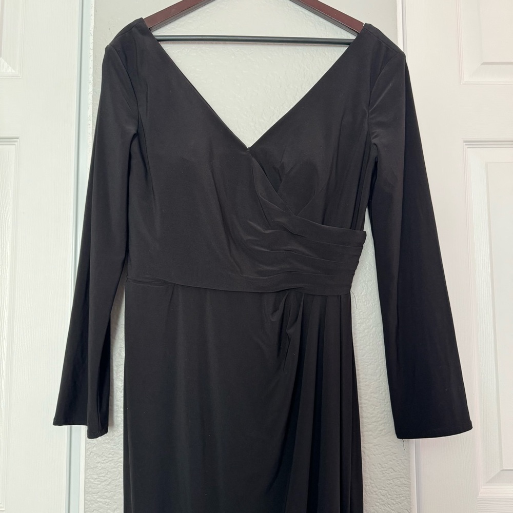 La Femme • Formal Gown Dress • Black • Ruched • Long Sleeve • Size 12 • Slit - Picture 2 of 8